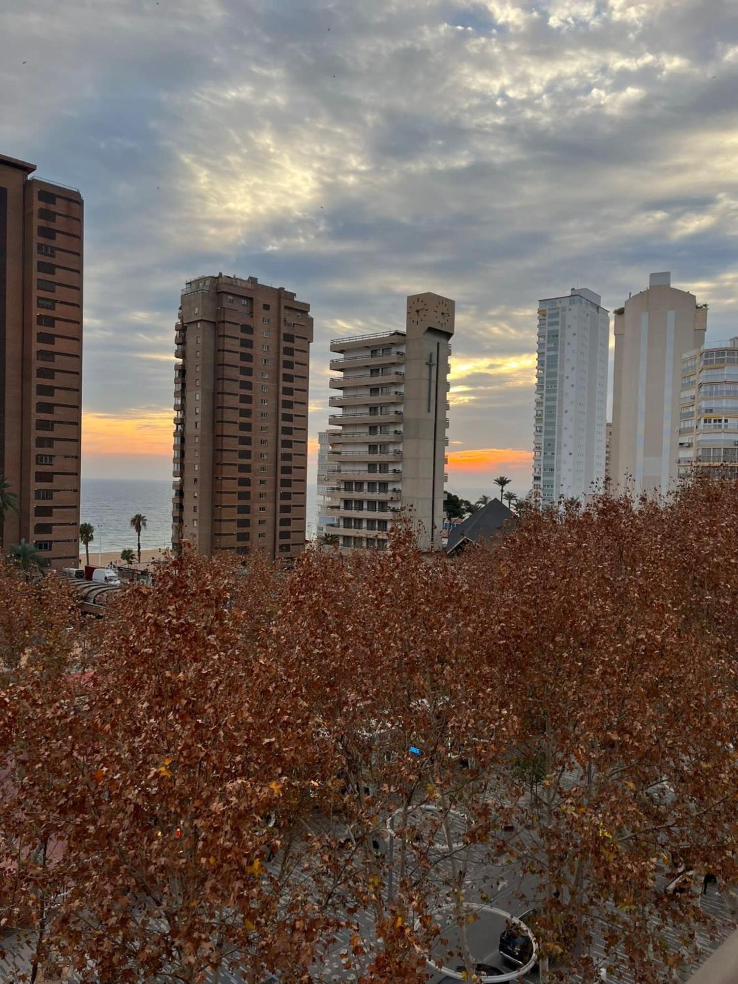 Apartamento Las Olas Playa De Levante Benidorm Kültér fotó